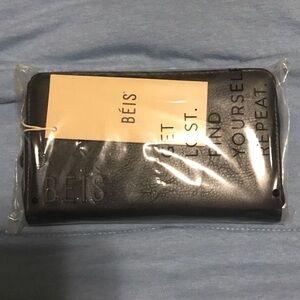 BÉIS Black Travel Wallet